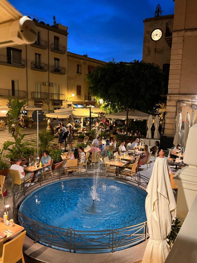 Apartamento La Piazza E Mia Cefalú Exterior foto